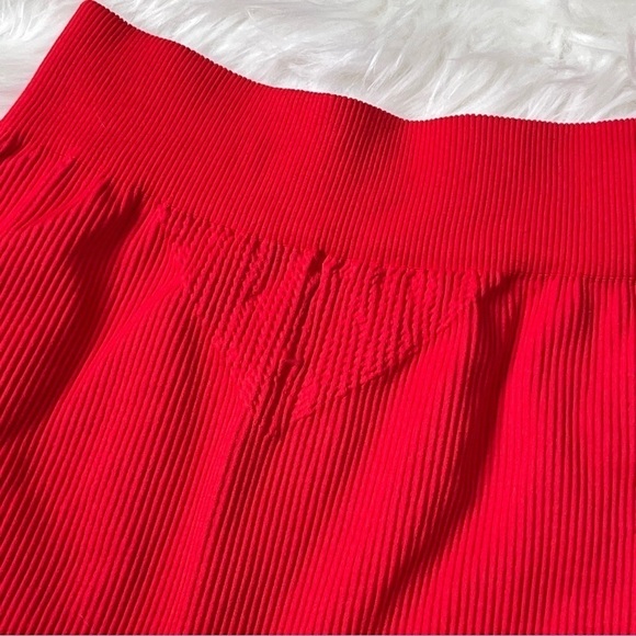 Free People Red Ribbed Elastic Shorts M/L - Picture 10 of 11